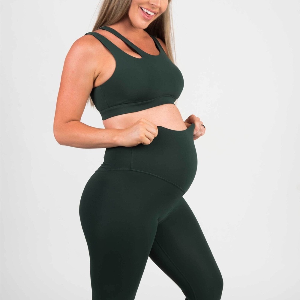 *REPOSH* MATERNITY leggings